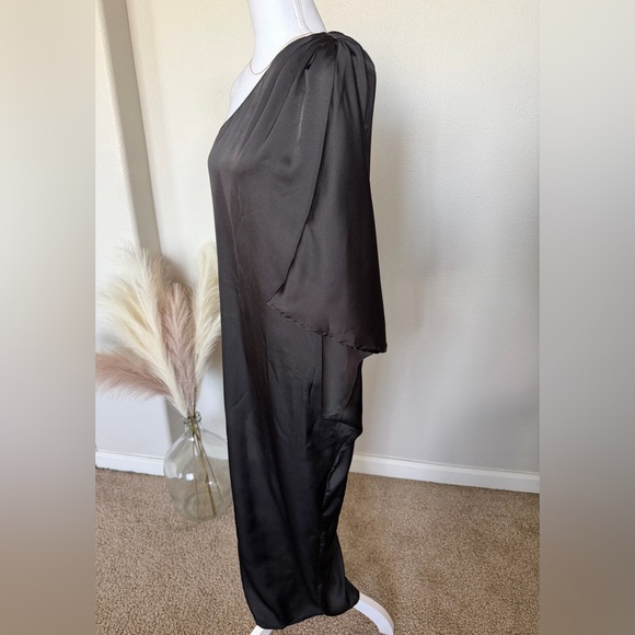 NWT Dress Day - Elegant Black One-Shoulder Dress - Picture 10 of 15